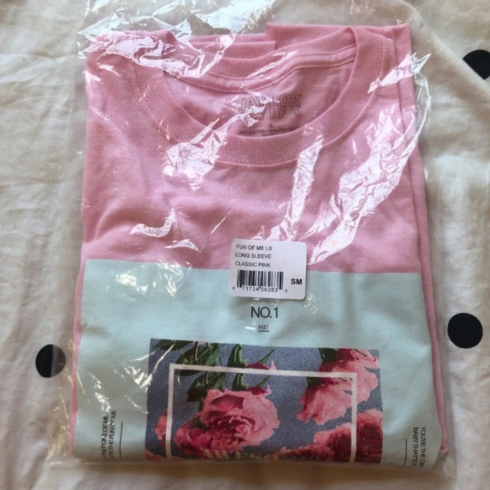New Small Taylor Swift ME! Pink Long Sleeve Top